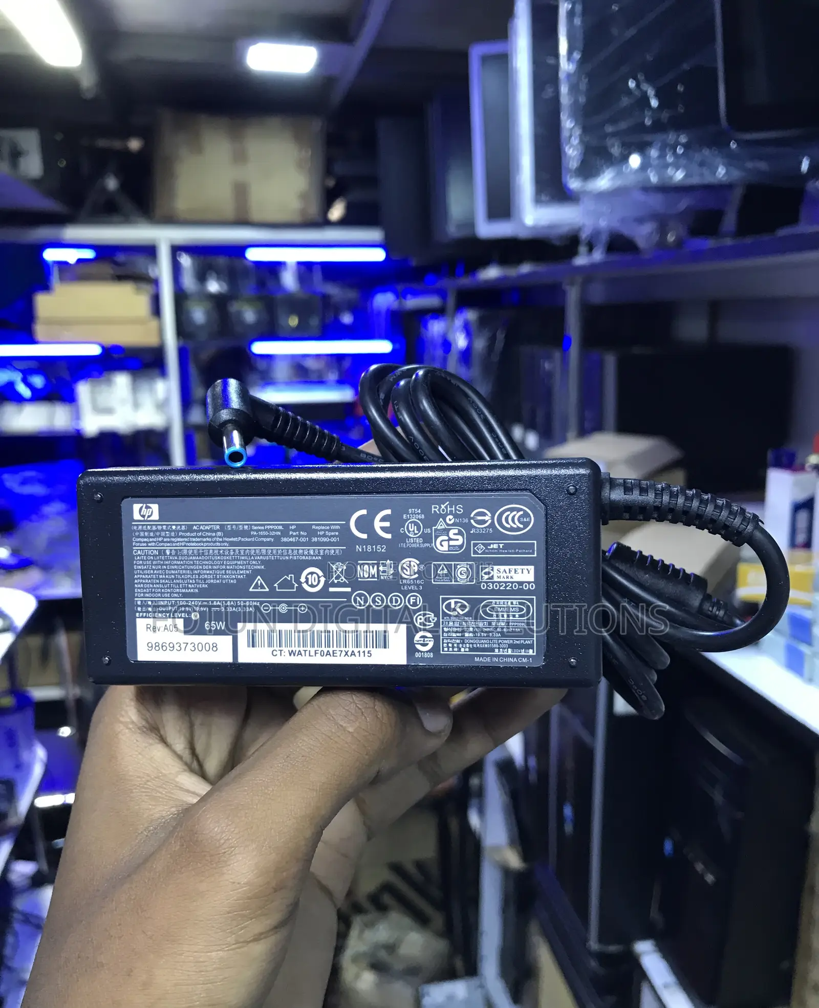Original 65w Hp Laptop Charger-Blue Tip/Tip Pin Adapter -19.5v 3.33a