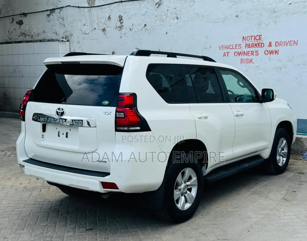 Toyota Land Cruiser Prado 2.8 2018 White
