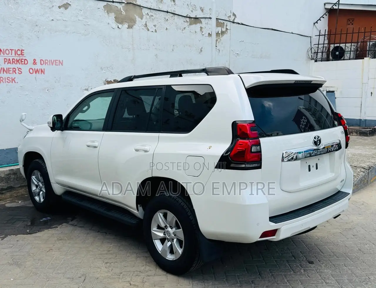Toyota Land Cruiser Prado 2.8 2018 White