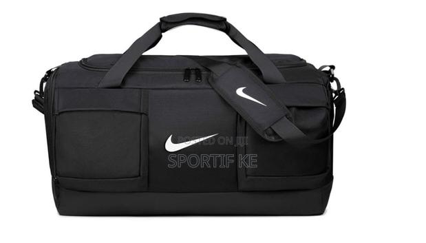 Nike Large Waterproof Gym Travel Duffel Bag With Shoe Compartment