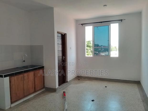 1bdrm Bedsitter in Mkomani, Nyali for rent - thumbnail 8