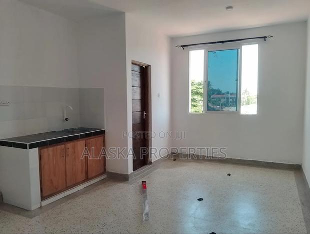 1bdrm Bedsitter in Mkomani, Nyali for rent - thumbnail 16