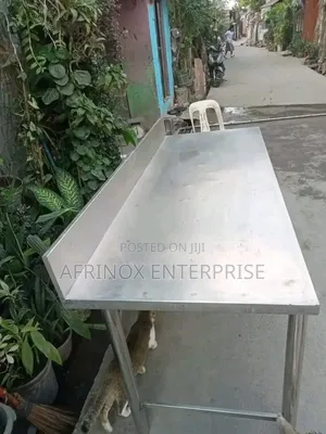 Worktop Tables Stainless Steel Size 6 by 2 Feets