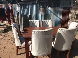 Glamorous 6 Seater Dining Table