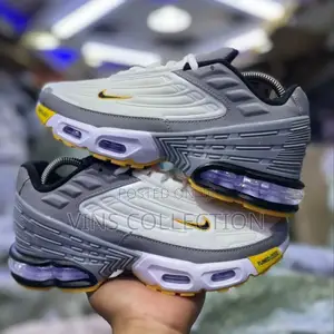 Nike Air Max Plus Black Wolfe Grey