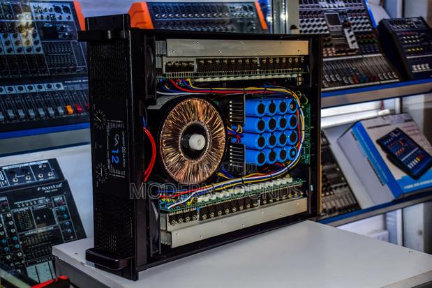 Crest Audio Ca12 Amplifier - main view