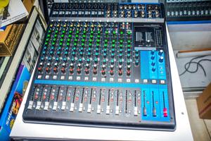 Mg16 Yamaha Plain Mixer - thumbnail 2