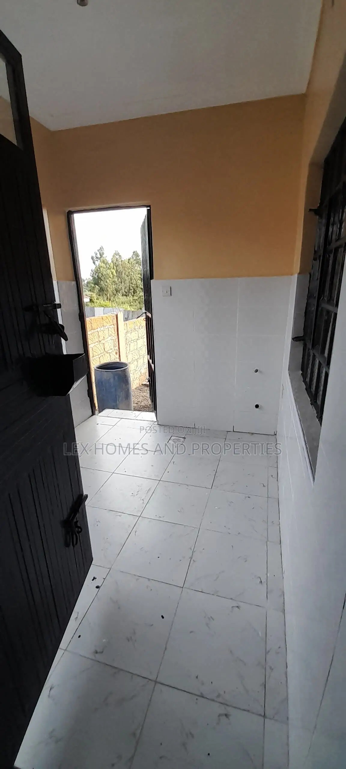 3bdrm Bungalow in Nkoroi for sale