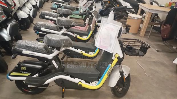 New Motorcycle 2025 Beige - thumbnail 3