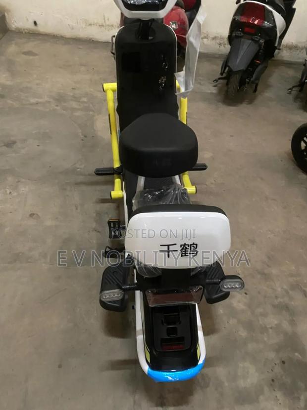 New Motorcycle 2025 Beige - thumbnail 8