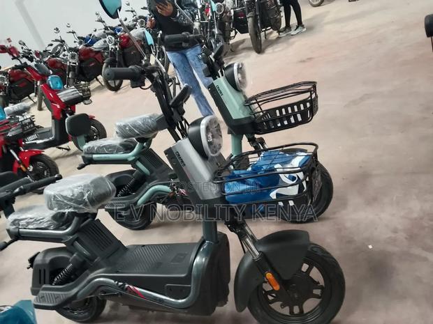 New Motorcycle 2025 Green - thumbnail 3