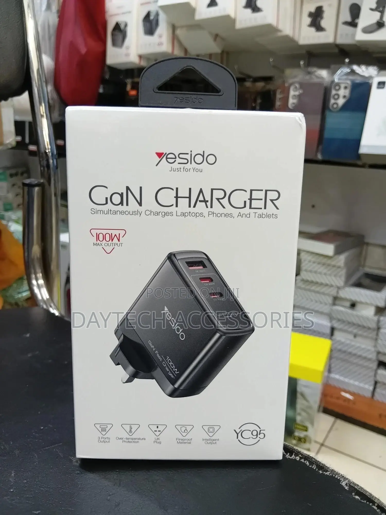 Yesido Yc95 100w Gan Fast Charger 3-Port Usb-a Dual Usb-C Pd Adapter