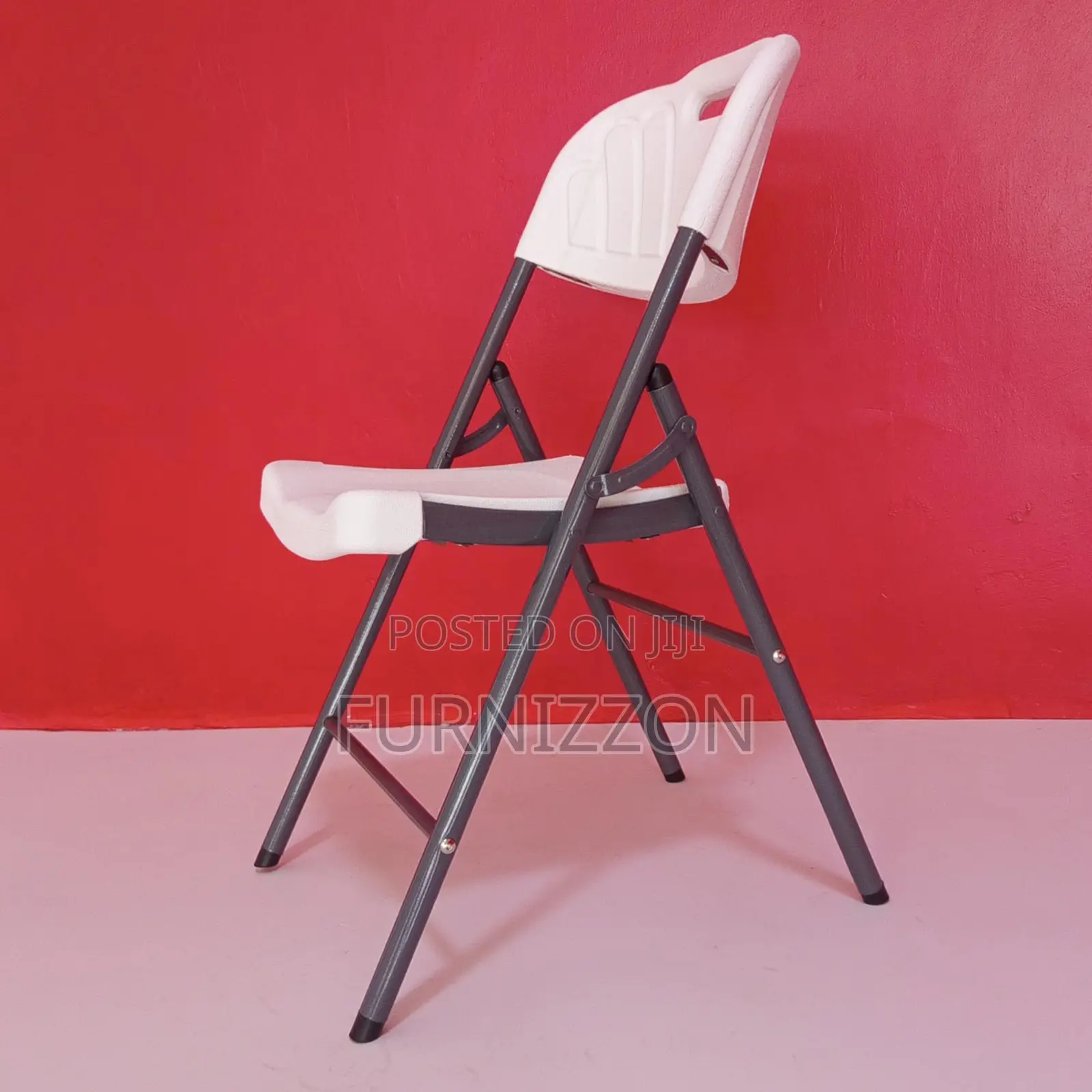 Affordable Folding Chairs for Events Outdoor Use