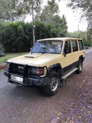 Isuzu Trooper 1994 Beige