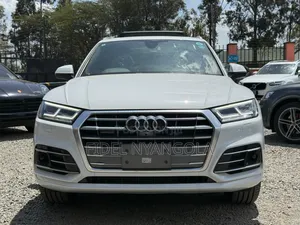 Audi Q5 2.0T Premium AWD quattro 2019 White
