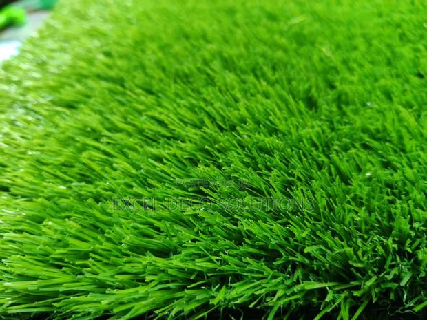 Premium Grass Carpet for Events and Homes - thumbnail 3