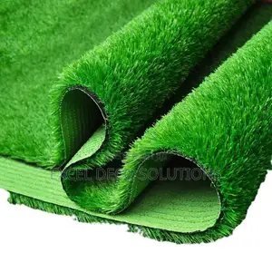 Pet-Friendly Grass Carpet – Clean, Safe and Odor-Free