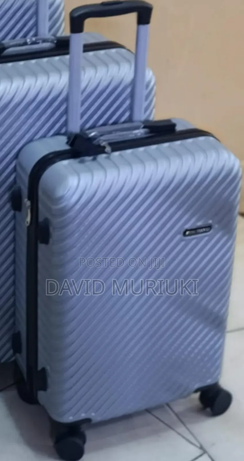Wonders
3 in 1 Luxurious Fibre Suitcases