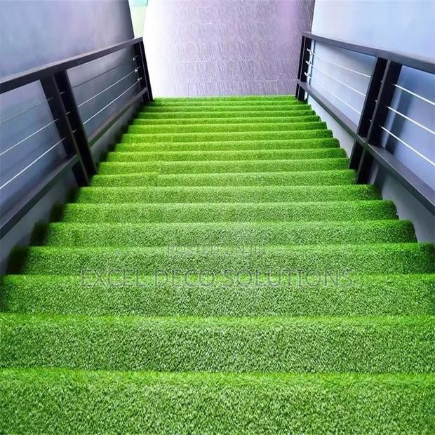 Uv Treated Artificial Grass Carpet - thumbnail 3