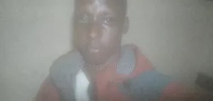 Naona Kazi Ya Mtatandao