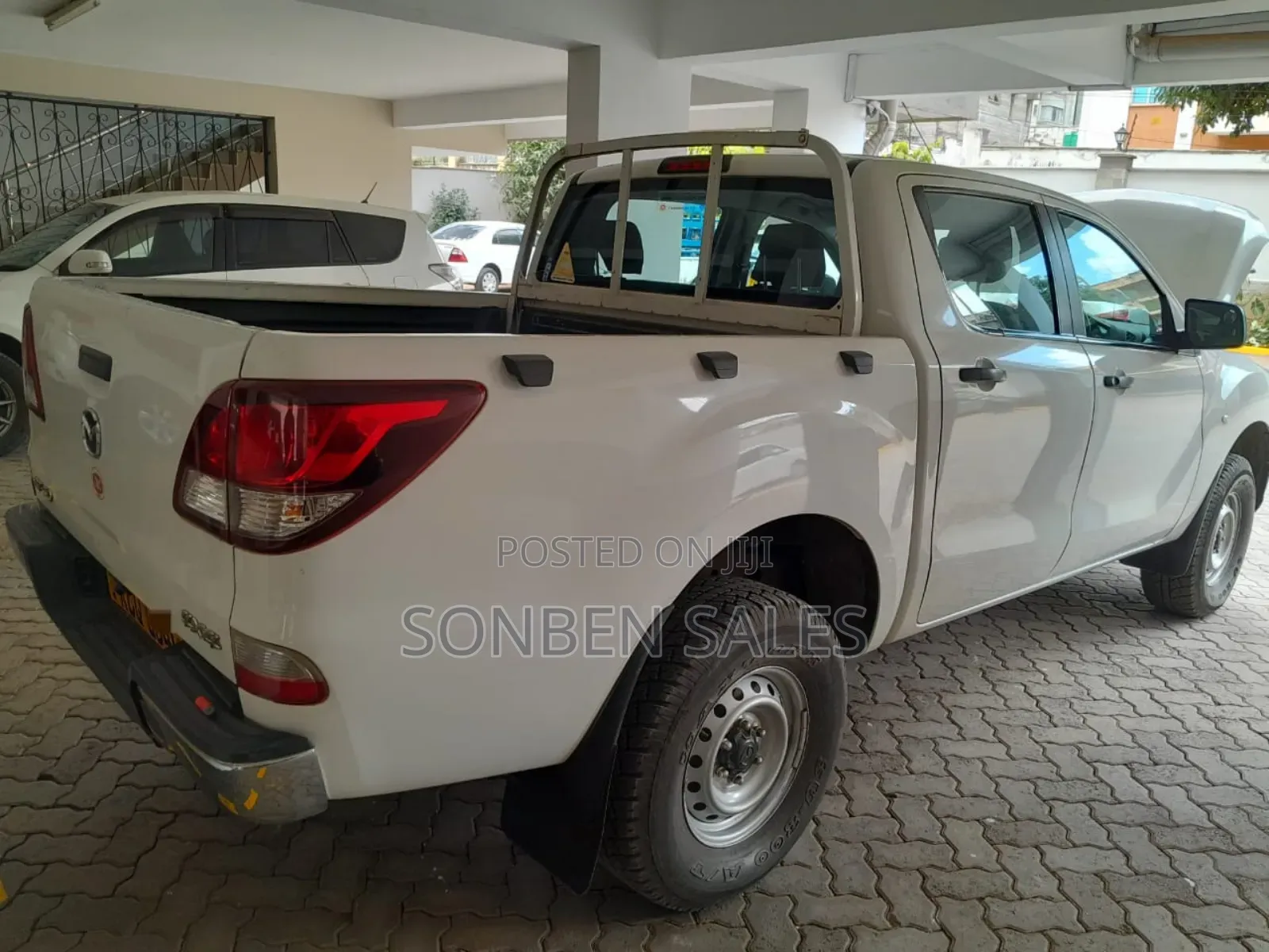 Mazda BT-50 2019 Silver