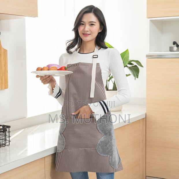 Kitchen Apron With Hand Wipe Pockets*