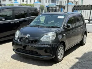 Toyota Passo 1.0 FWD 2019 Black