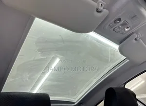 Peugeot 208 2019 White