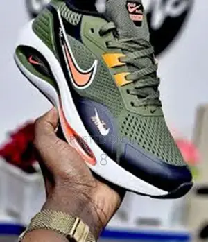 Nike Air Zoom Sports Shoes – Responsive Cushioning Grip