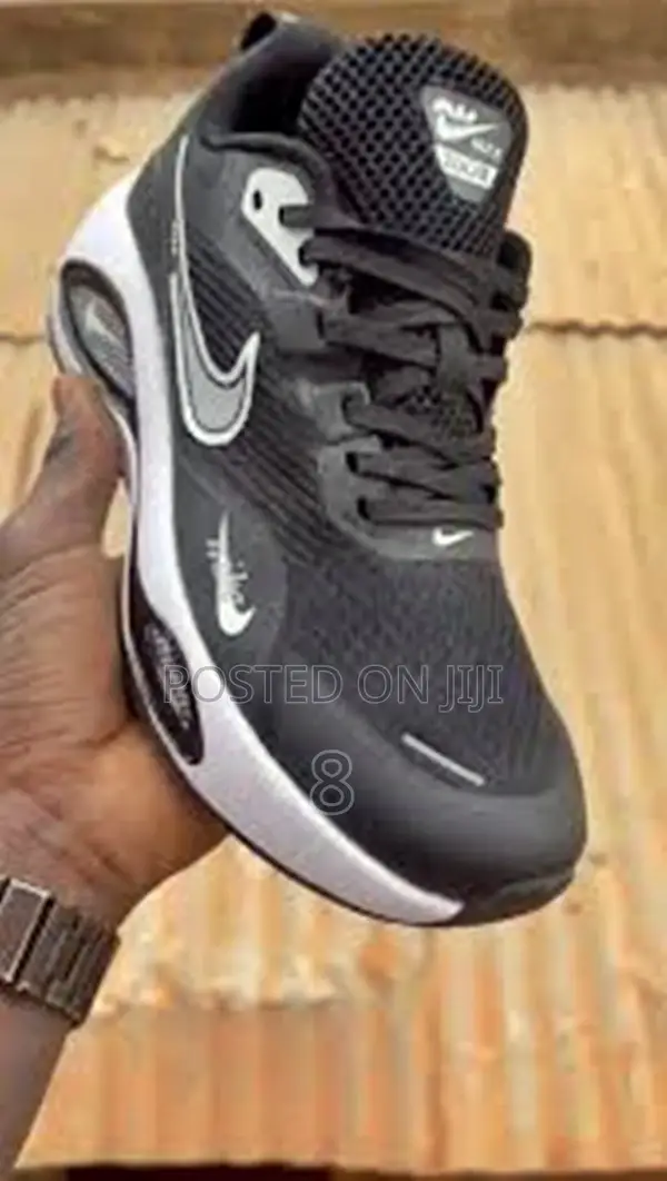Nike Air Zoom Shoes – Everyday Wear Performance Training