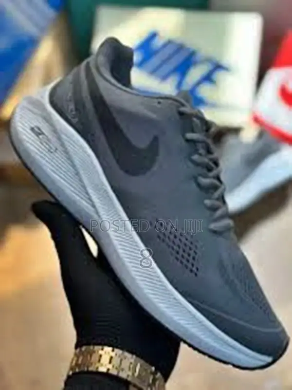 Nike Air Zoom Performance Shoes – Responsive Cushioning