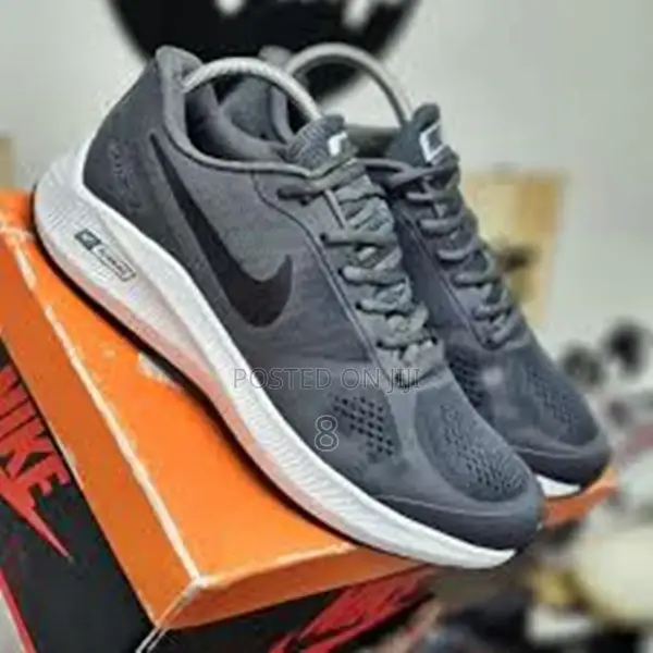 Nike Air Zoom Casual Running Shoes – Stylish Comfortable