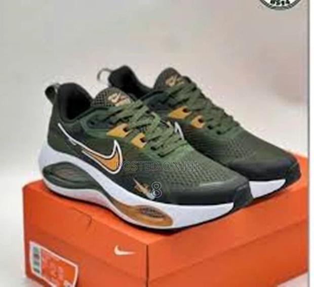 Nike Air Zoom Casual Sports Shoes – Modern Stylish
