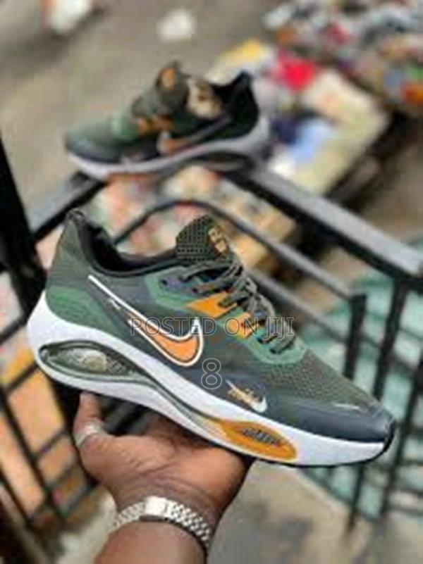 Nike Air Zoom Running Shoes – Smooth Ride Energy Return - thumbnail 2