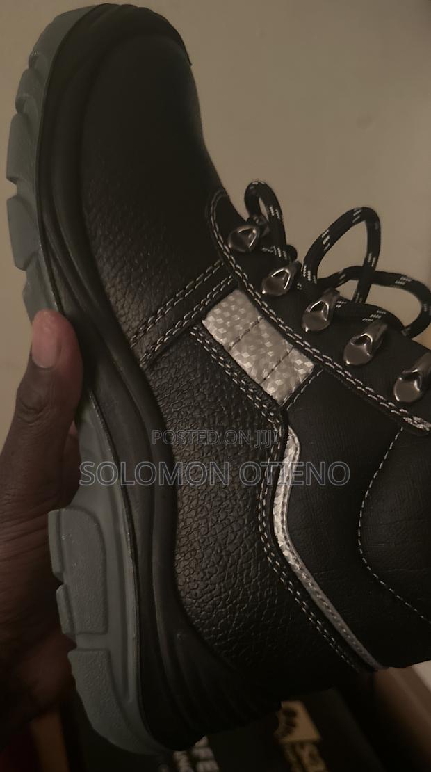 Safetoe Boots - main view