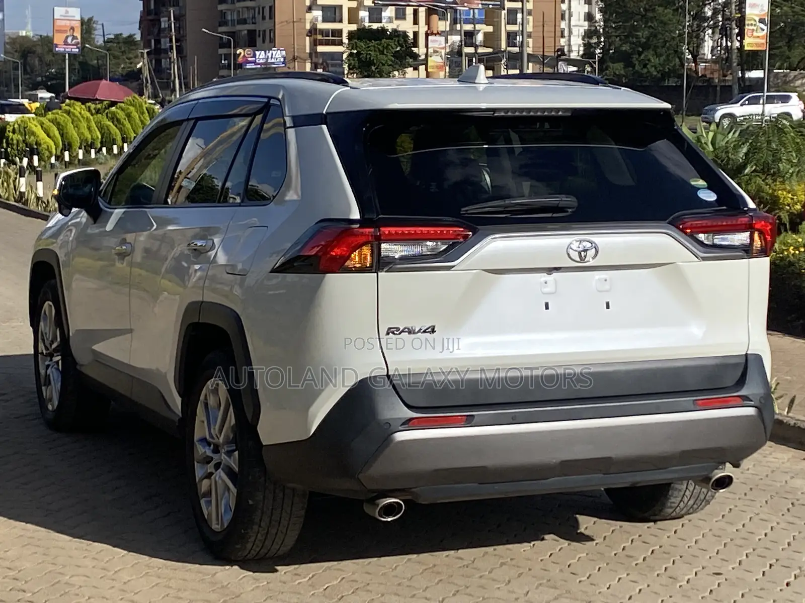 Toyota RAV4 2020 White