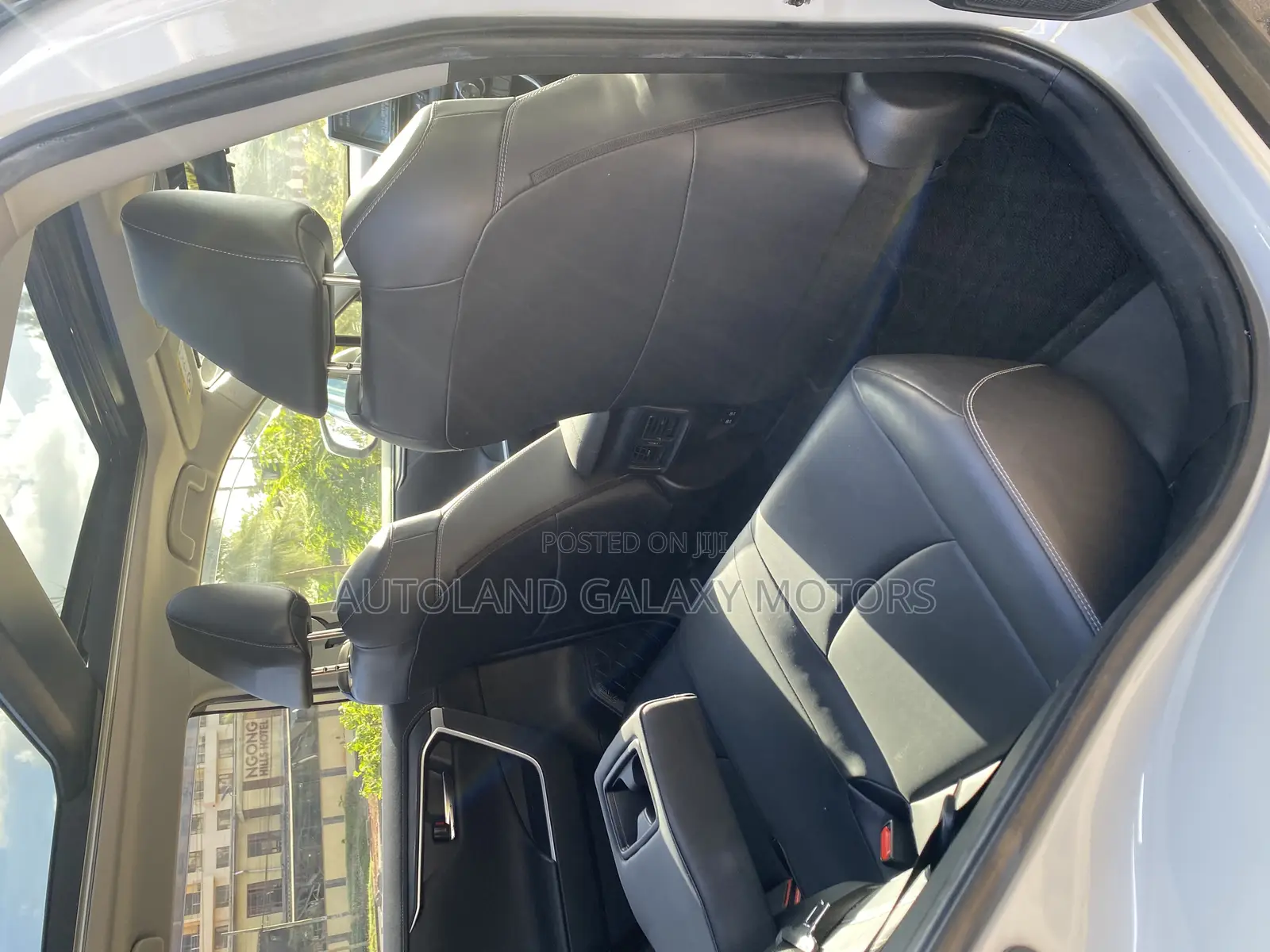 Toyota RAV4 2020 White