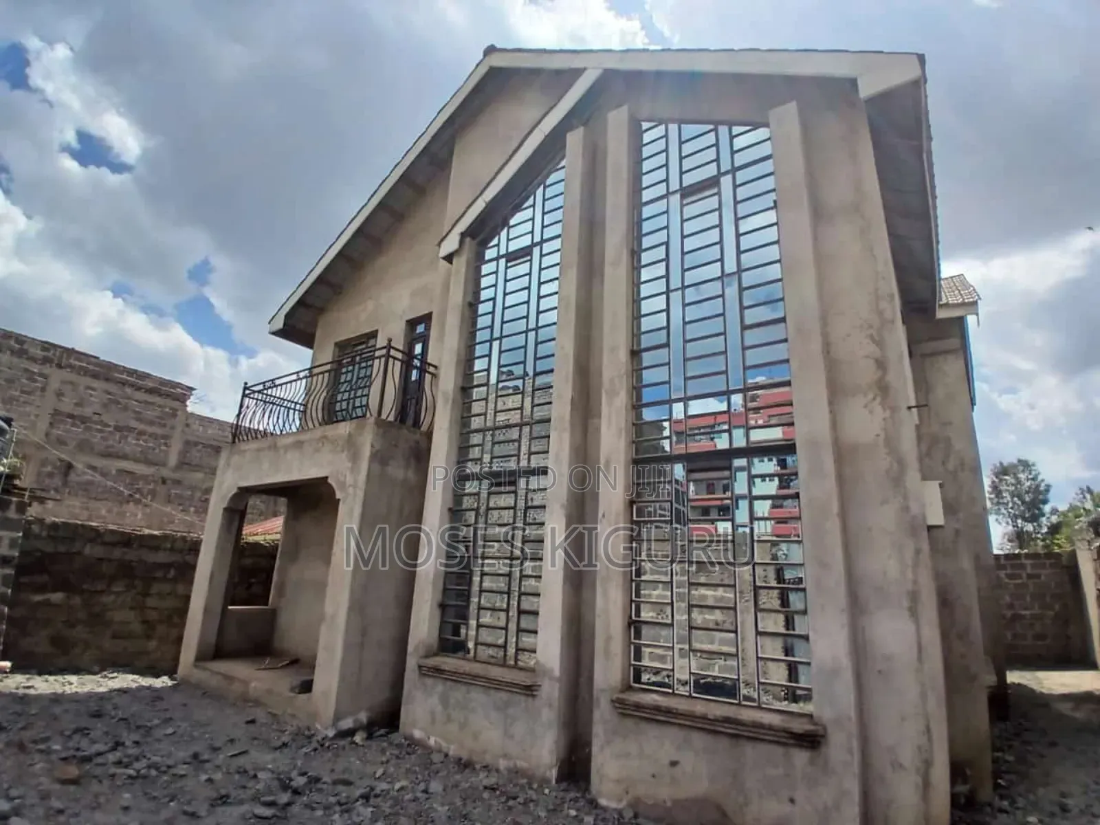 4bdrm Maisonette in Kimbo for sale