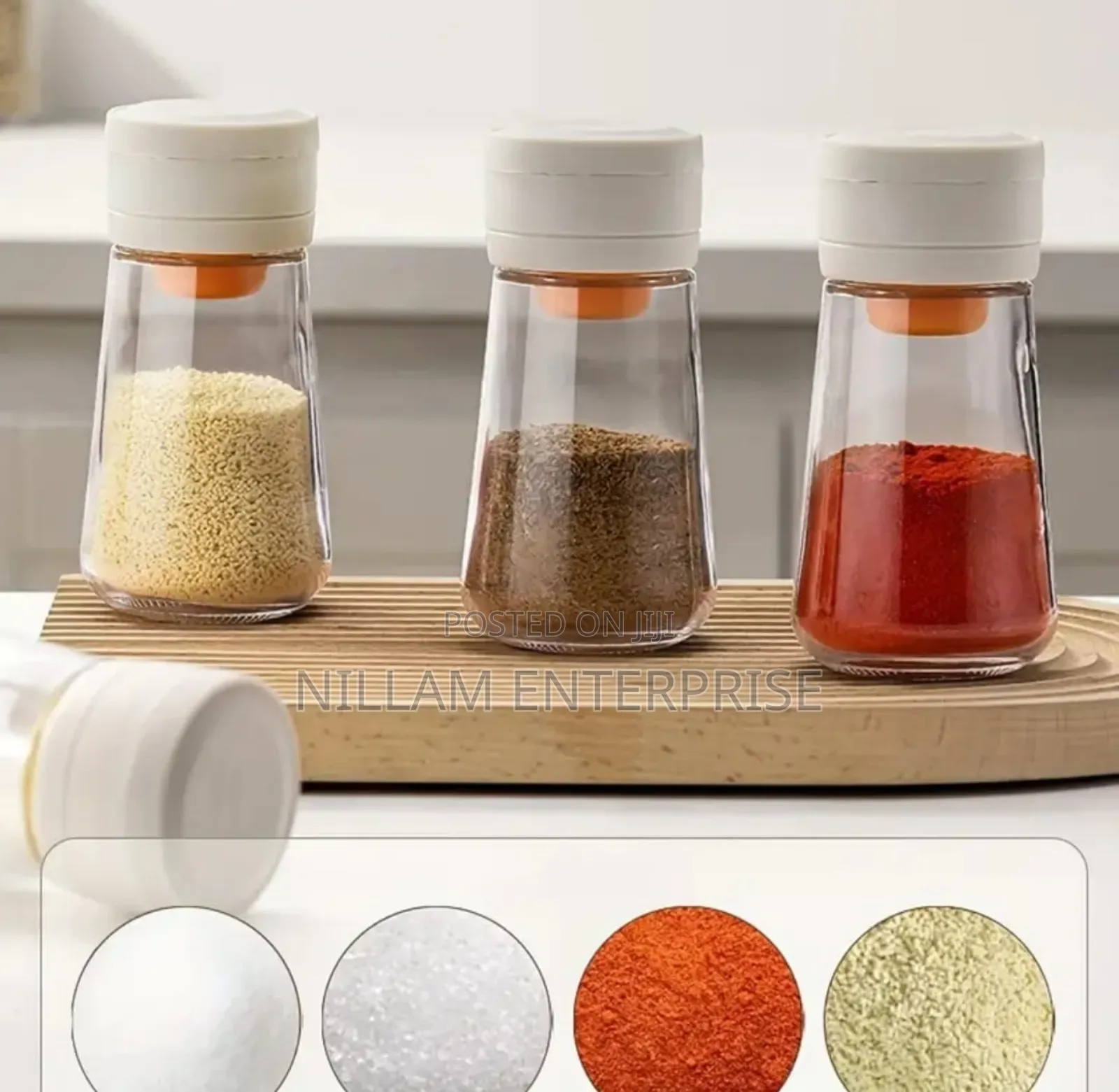 Moisture-Proof Glass Salt Shaker With Precise Measure*