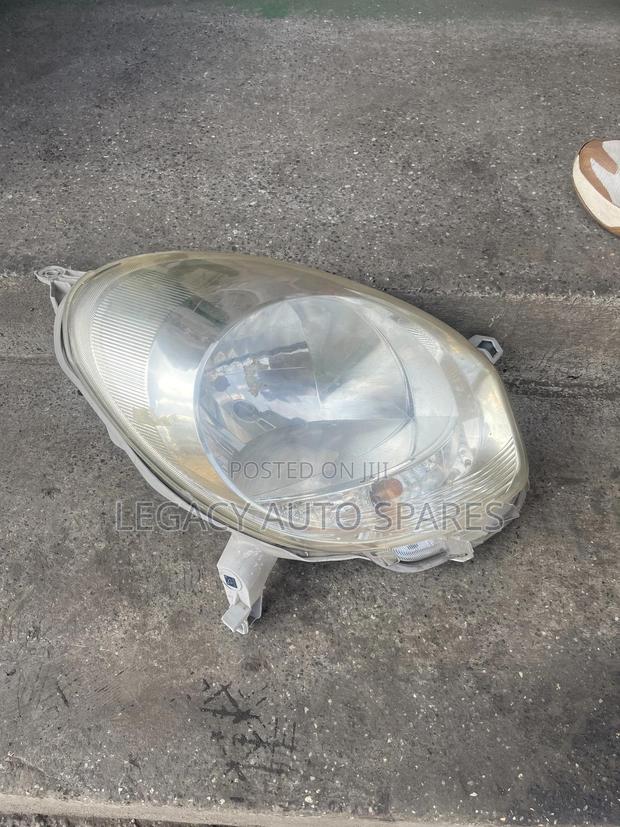 Toyota Passo Headlight (2010-2012 Model) - thumbnail 2