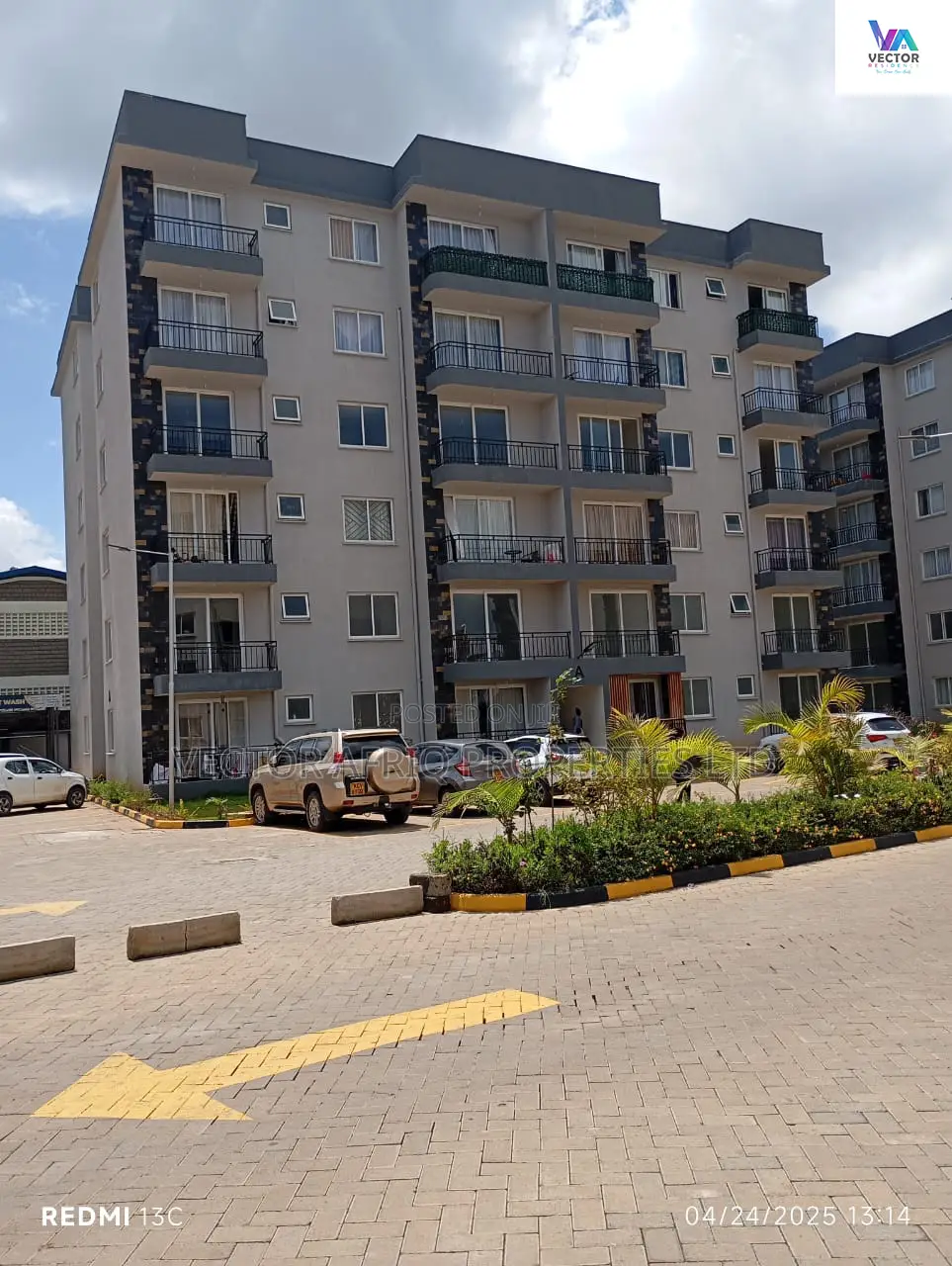 3bdrm Apartment in Katani for sale