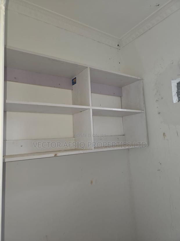 3bdrm Bungalow in Kibiku for sale - thumbnail 4
