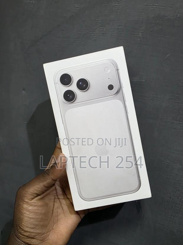 New Apple iPhone 17 Pro Max 512 GB - main view