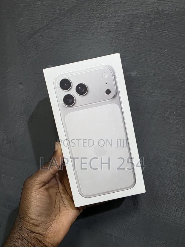 New Apple iPhone 17 Pro Max 512 GB - thumbnail 2