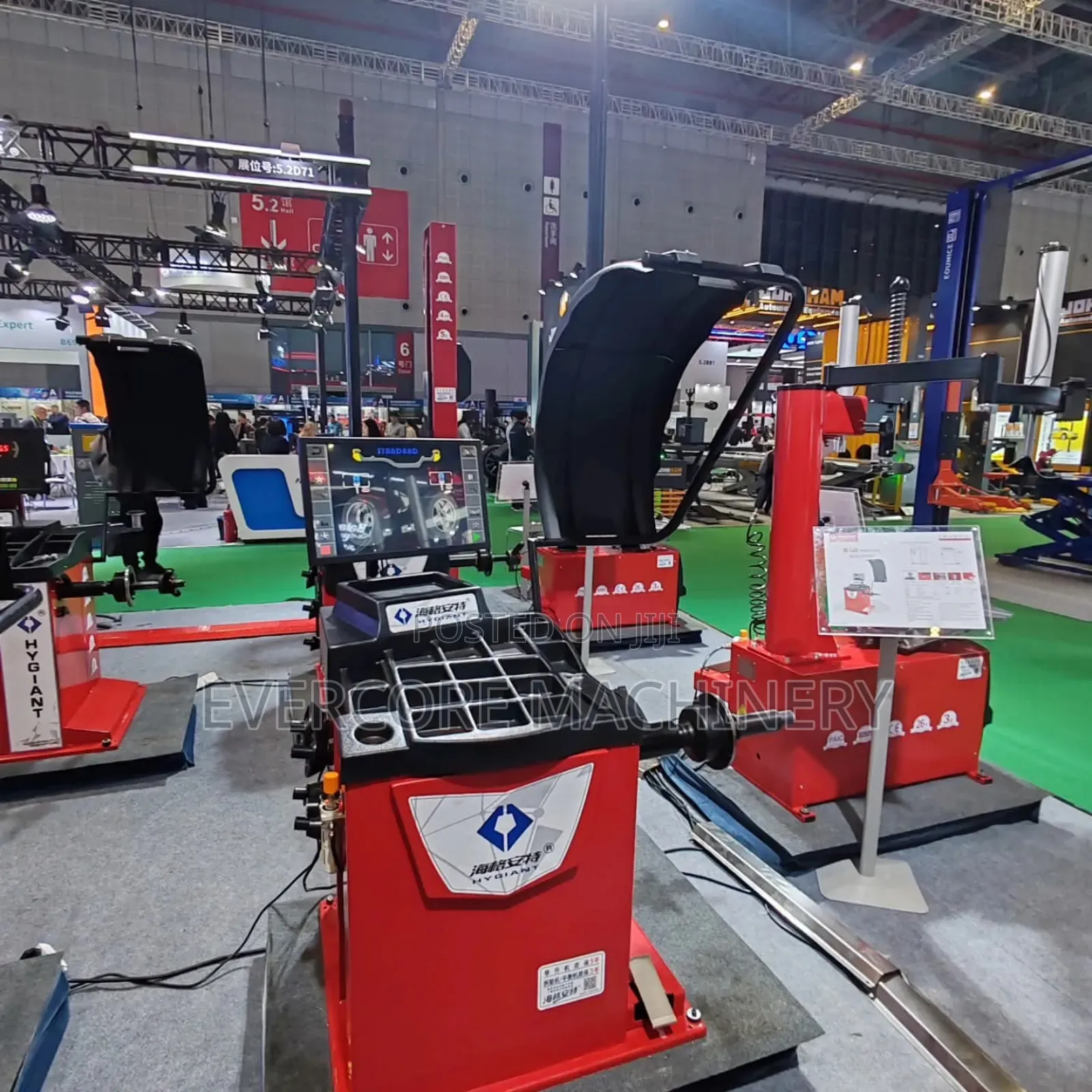 Ccommercial Wheel Balancer Machine for Commercial Duties.