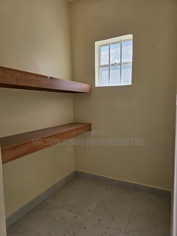 3bdrm Bungalow in Matasia for sale - thumbnail 2