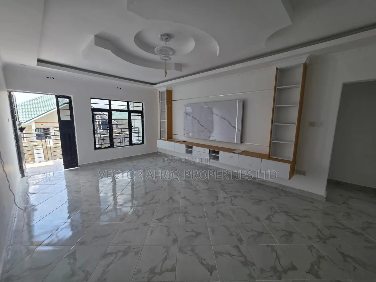 3bdrm Bungalow in Matasia for sale