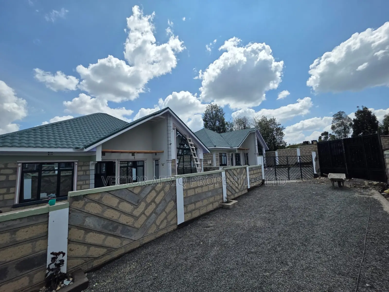 3bdrm Bungalow in Matasia for sale