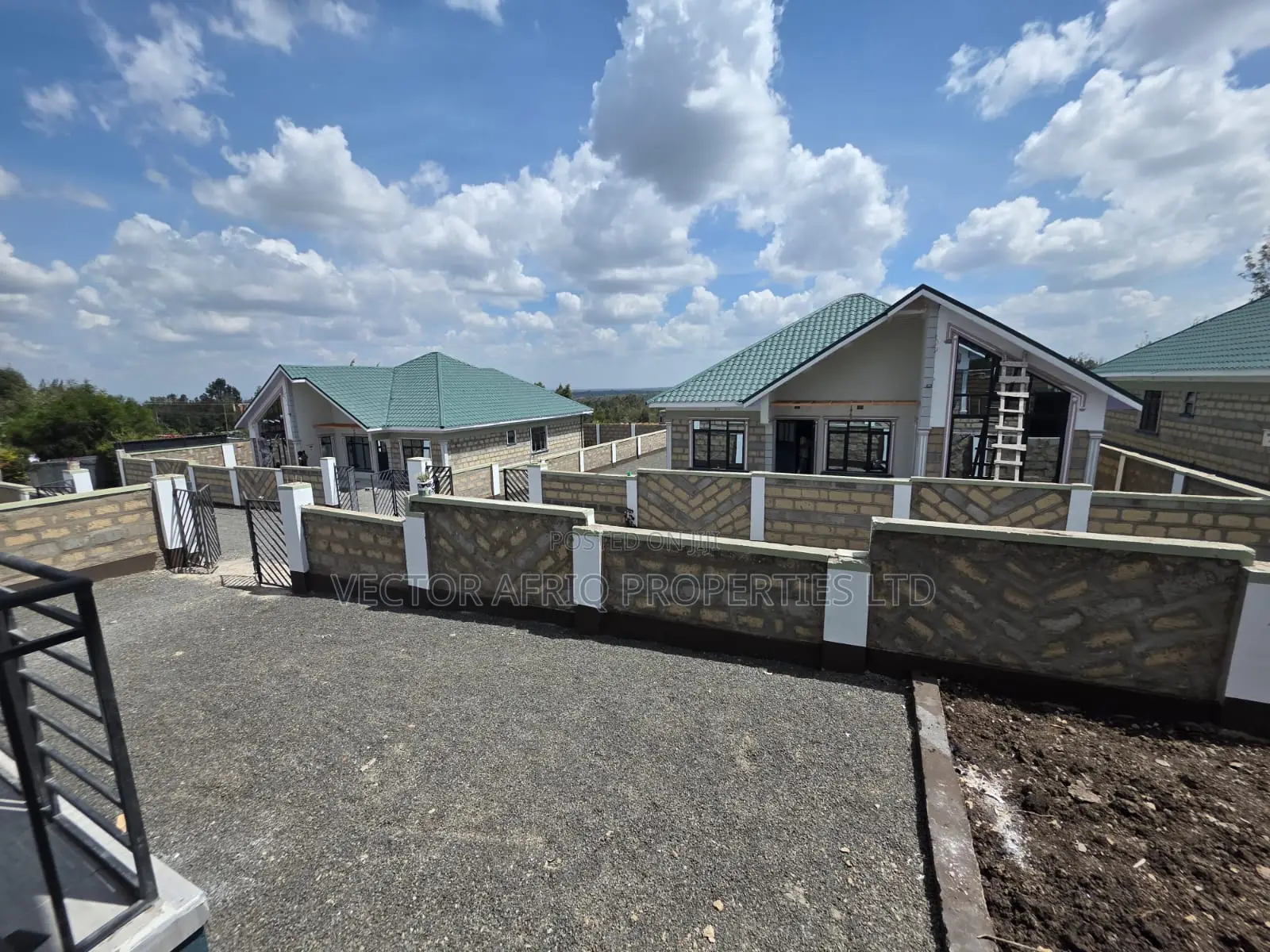 3bdrm Bungalow in Matasia for sale