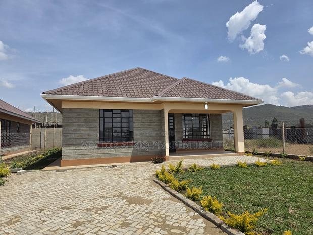 3bdrm Bungalow in Kibiku for sale - thumbnail 4